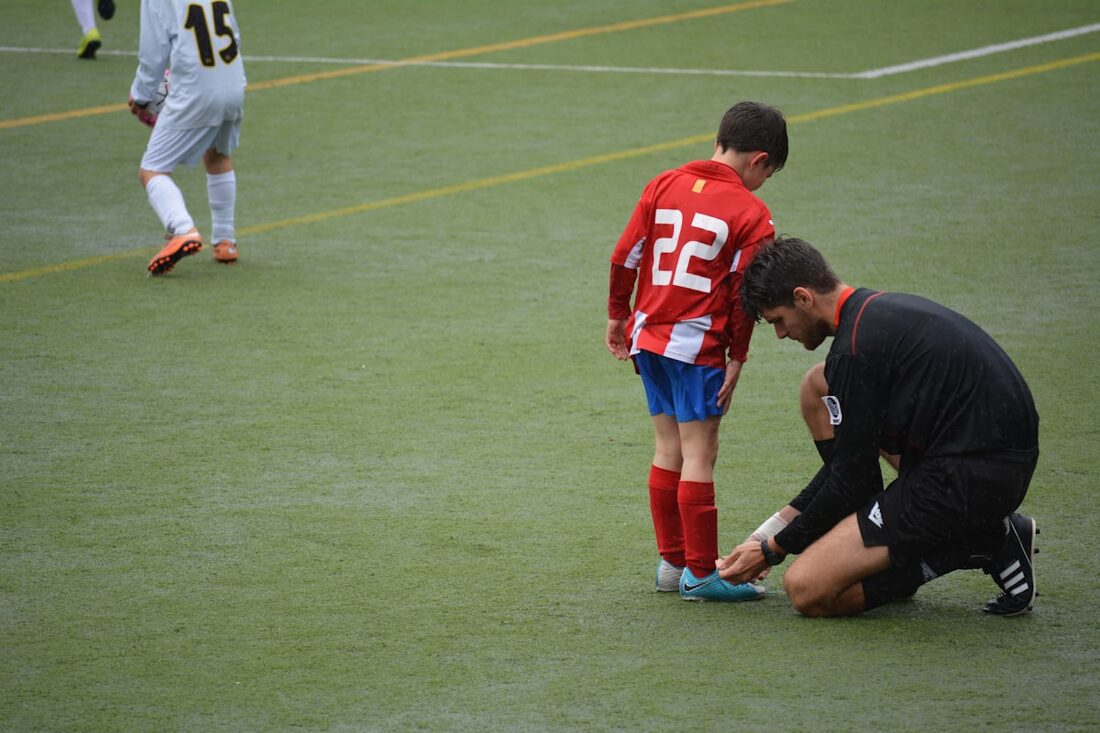 Futbol akademisi antrenörü